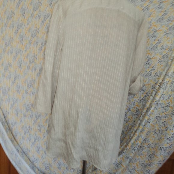 Blouse/Tunic - Picture 8 of 8